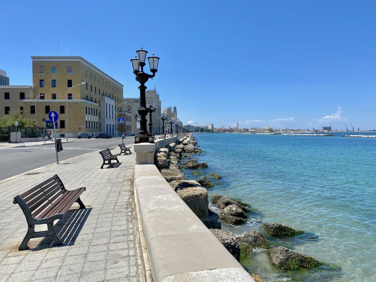 Kalimera Bari Bagian luar foto
